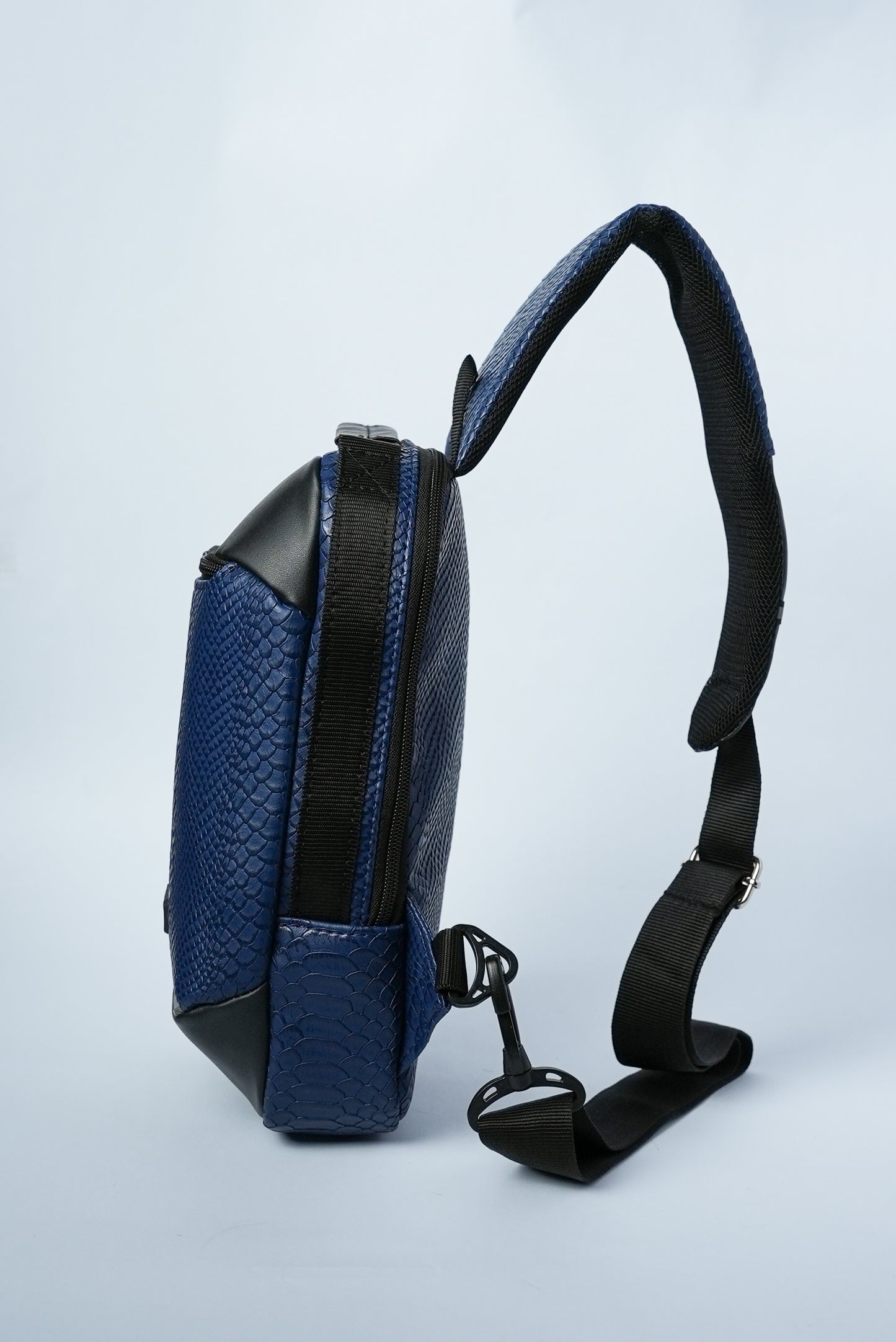 Veenora Mini Aura Crossbody Bag